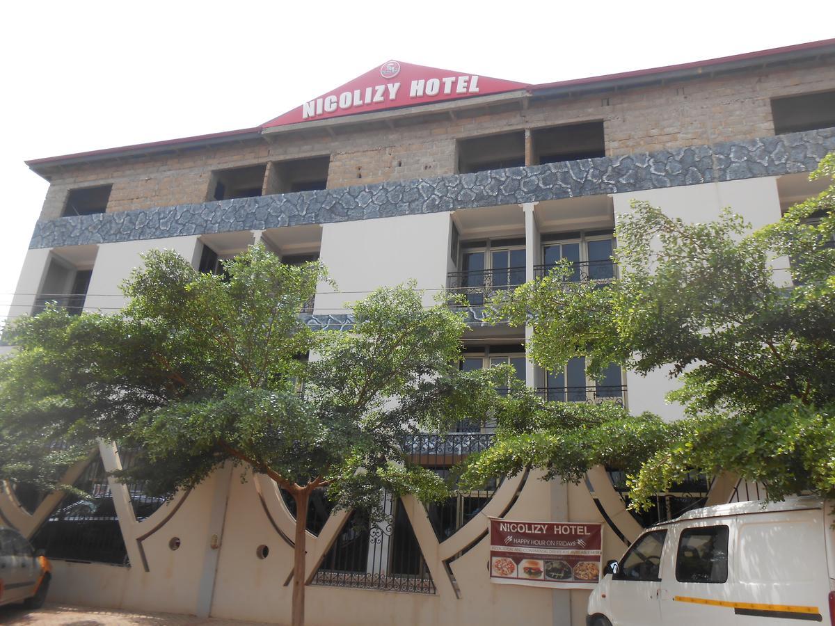 Nicolizy Hotell Accra Exteriör bild